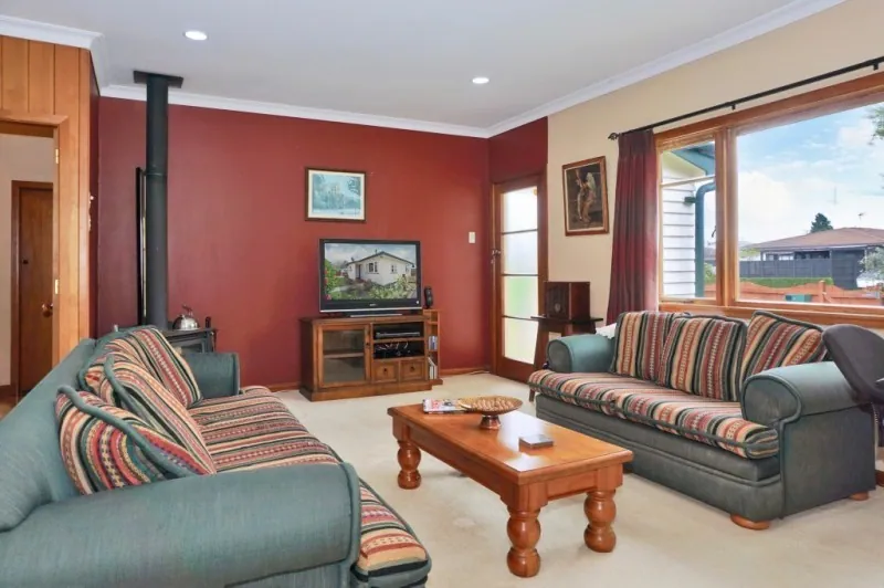  princess   bed  to lounge